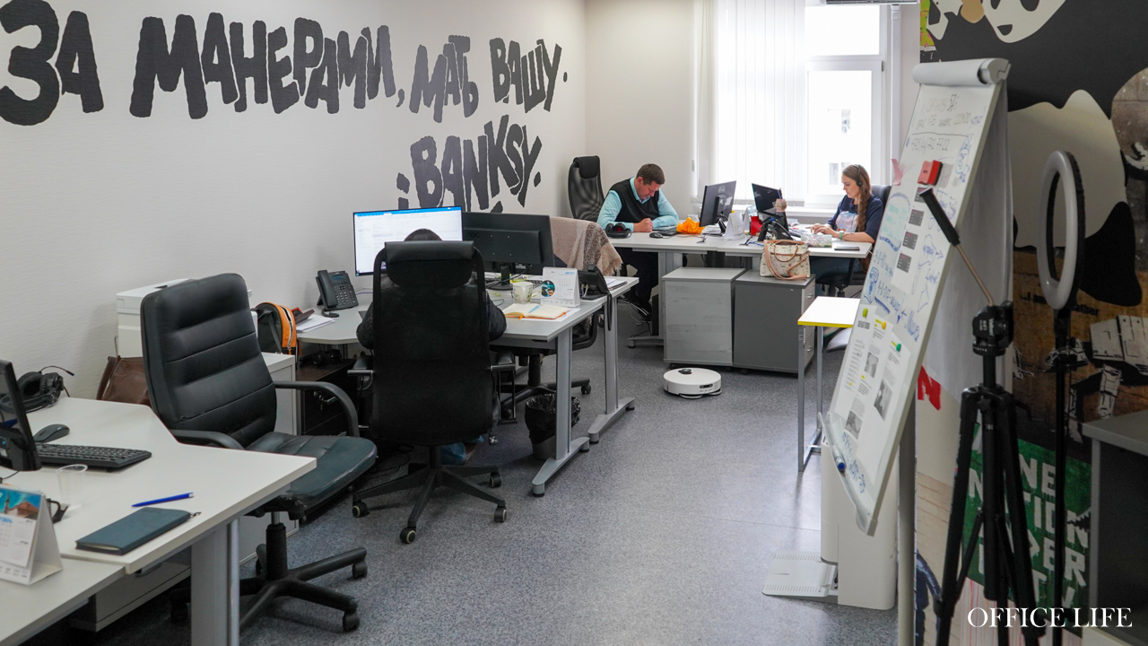 По-настоящему умный: как мы устроили офисный стресс-тест роботу-пылесосу Xiaomi Robot Vacuum 5 Pro