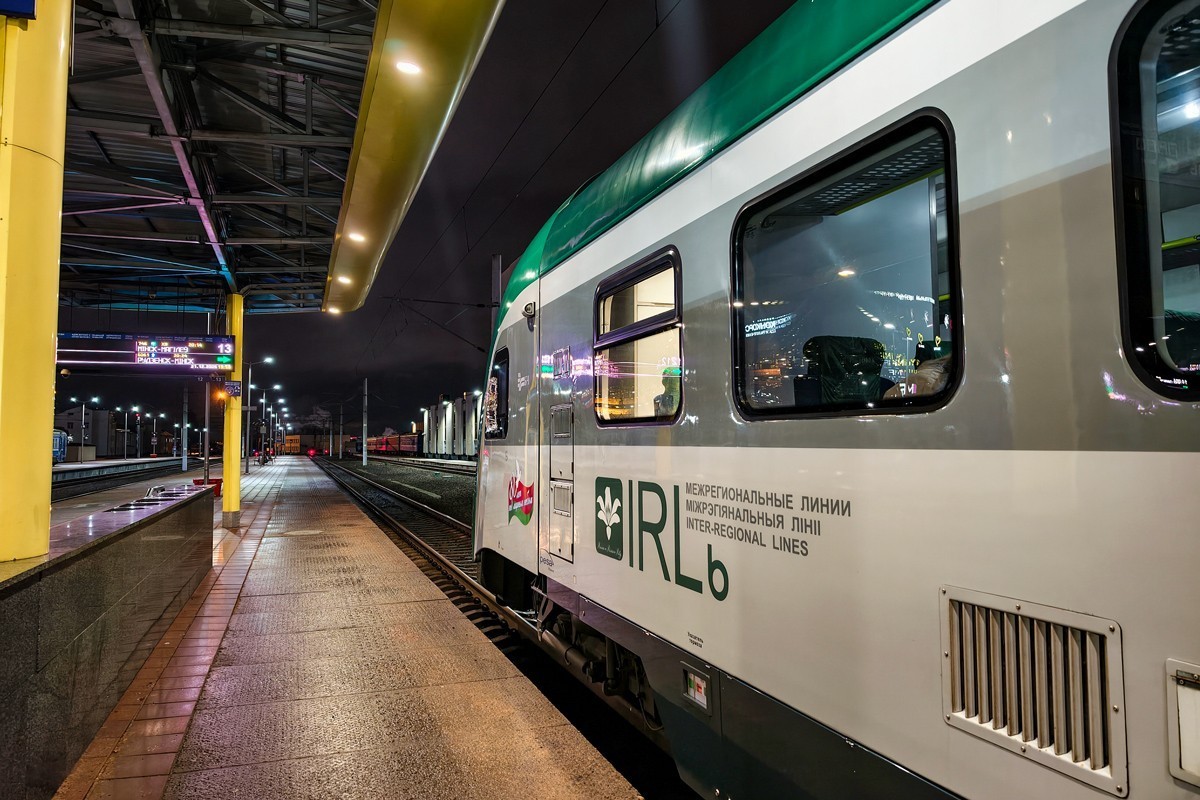 На маршруте между Минском и Заславлем стало вдвое больше «штадлеров»