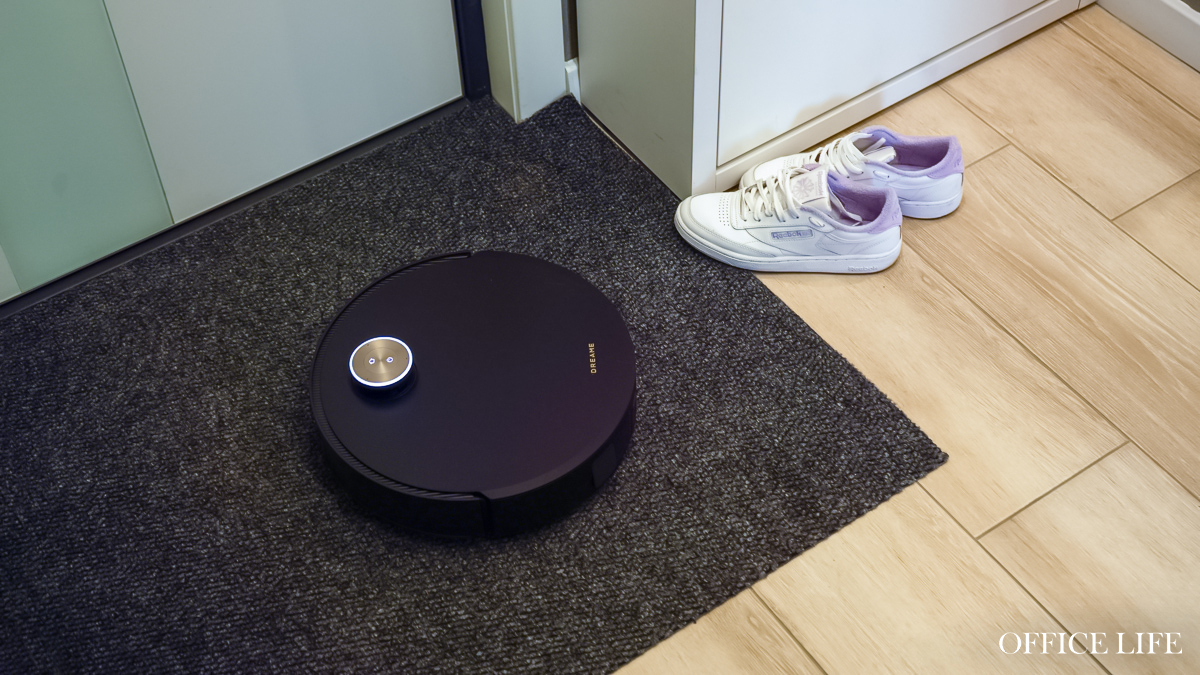 Джентльмены в мире пылесосов. Как мы тестировали новые роботы-пылесосы с «ногами» и интеллектом