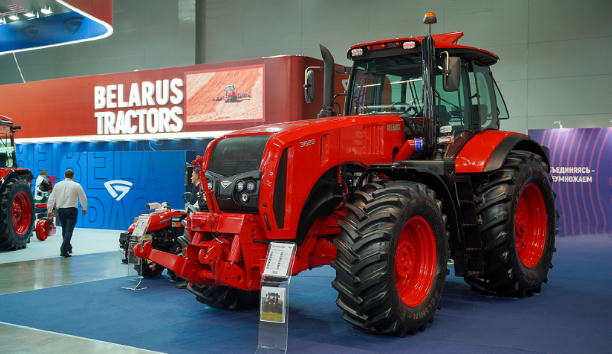 Беларусь поставит технику и шины в Египет на более чем $3 млн