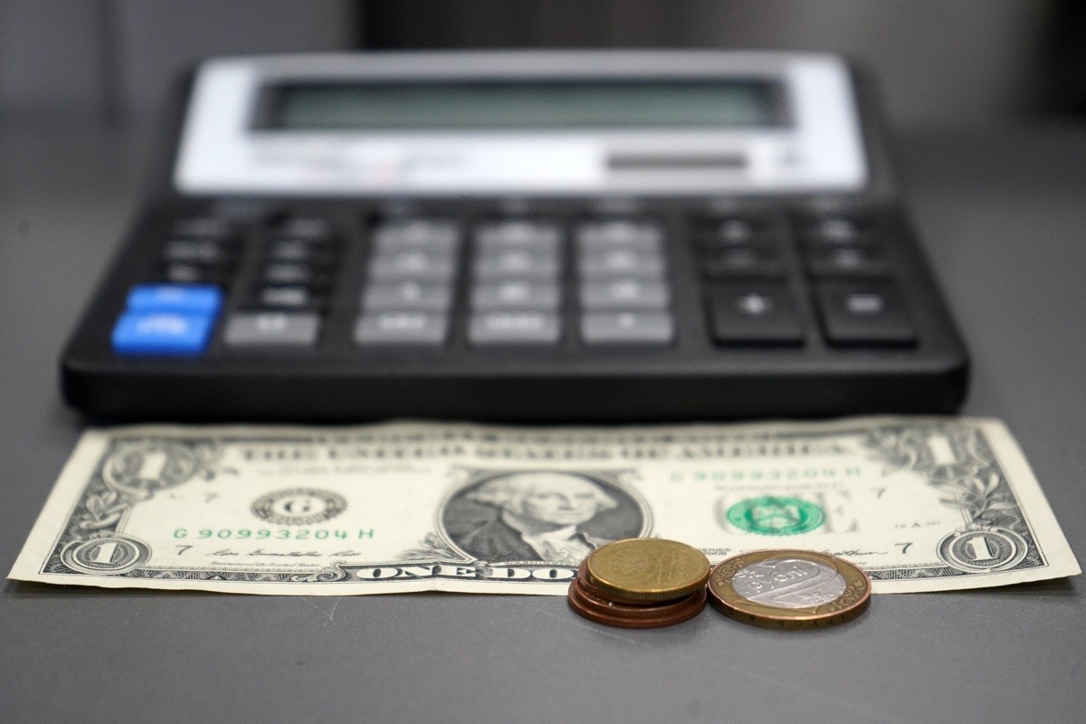 Что будет с курсами доллара и биткоина в последнюю неделю февраля. Прогноз по валютам и крипте