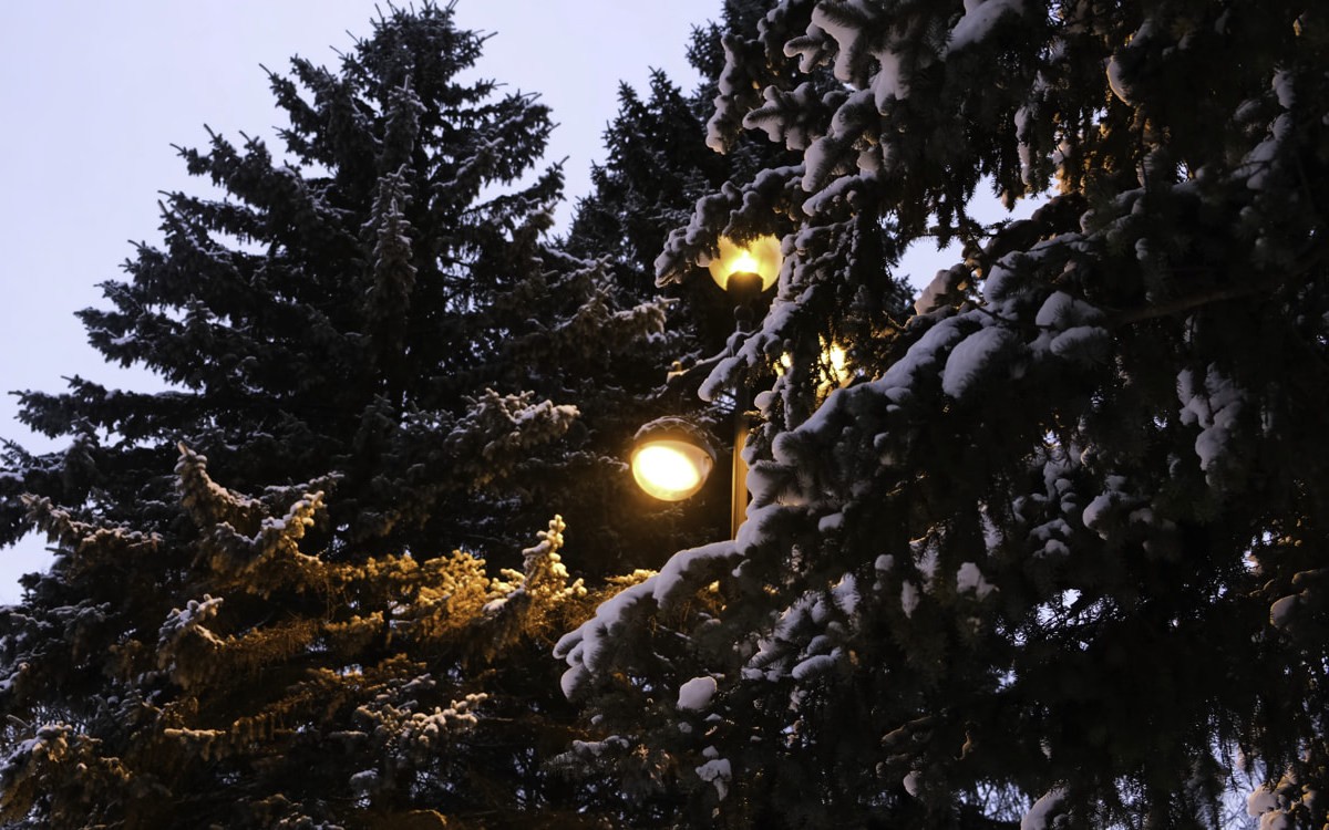 Топ-15 сделок прошлого года, освещение улиц и&nbsp;новый тренд авторынка&nbsp;— неделя за&nbsp;три минуты