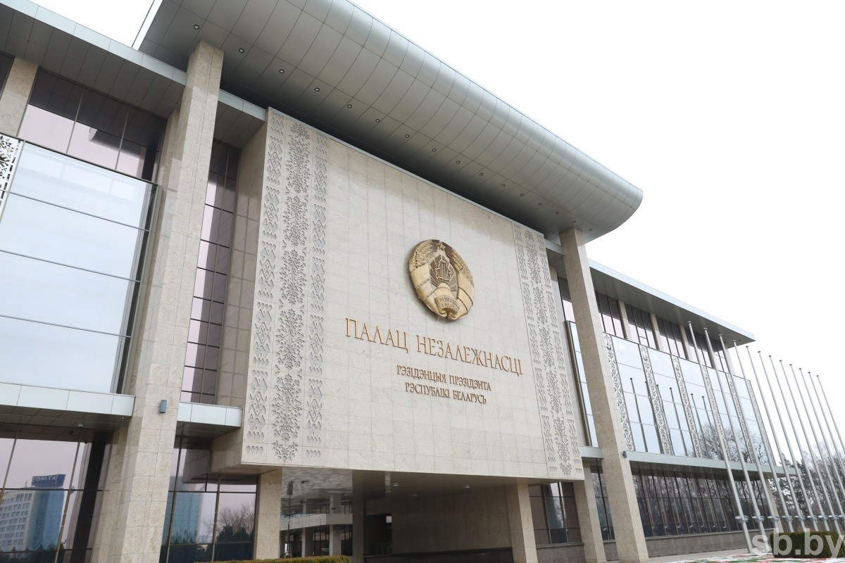 Лукашенко подписал закон, который частично возвращает «субсидиарку» при банкротстве