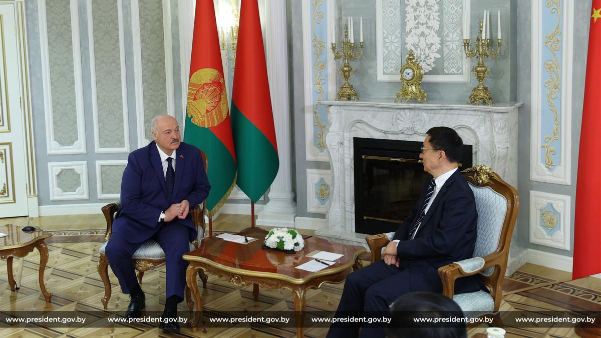 Лукашенко встретился с заместителем председателя Китая Хань Чжэном. О чем говорили
