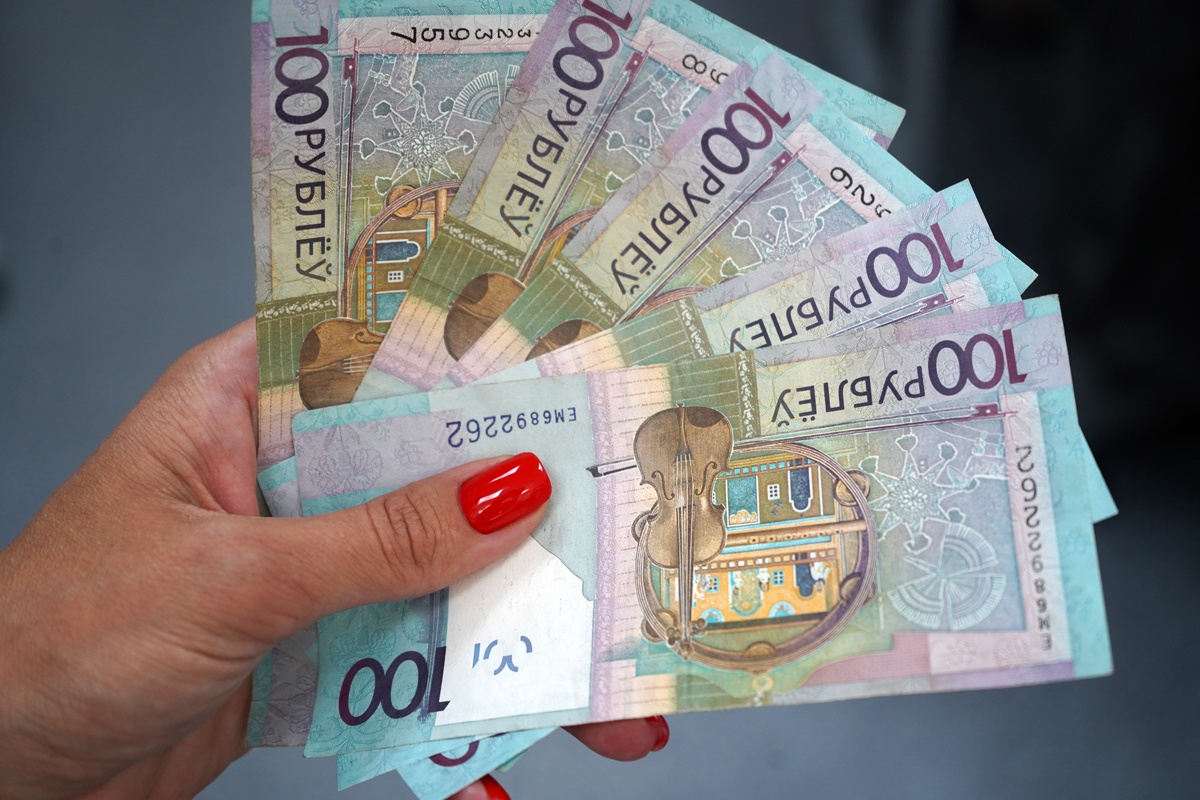 Новые санкции и Минск со средней зарплатой $1000 — важное на Office Life за неделю