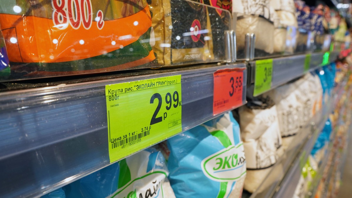 МАРТ провел опрос по качеству обслуживания в белорусских магазинах. Что говорят потребители