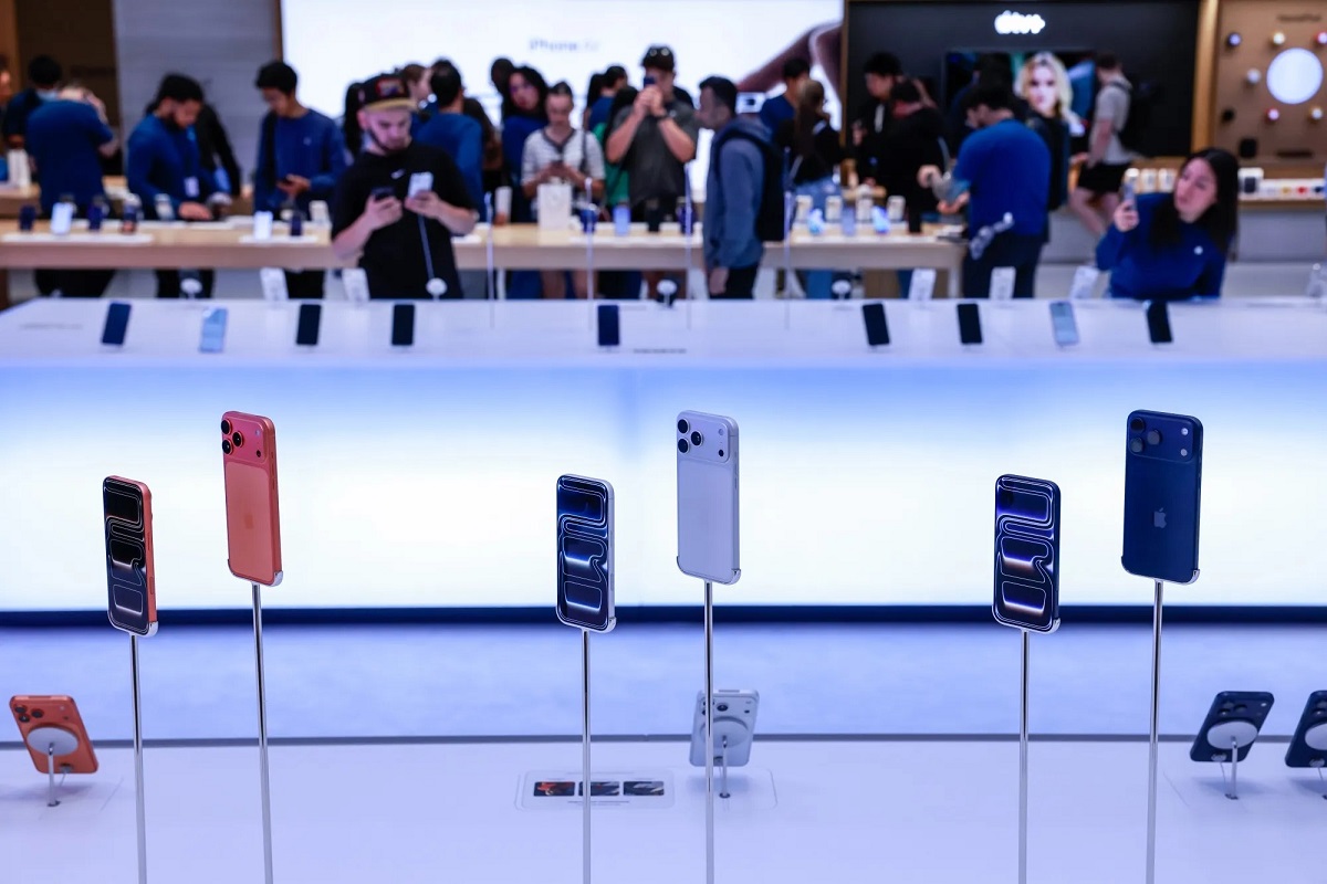 Рыночная стоимость Apple впервые в истории превысила $4 трлн