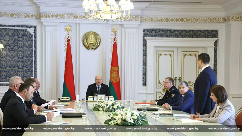 Совещание по образованию: Лукашенко не принял доклад министра и отозвал из отпуска премьера