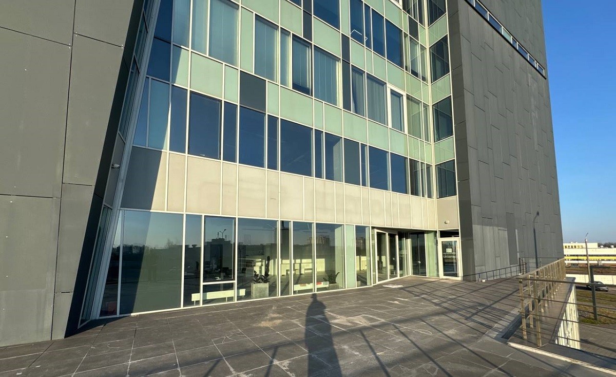 Еще одна компания из группы «Зубр» ушла в ликвидацию. Ее имущество выставили на торги