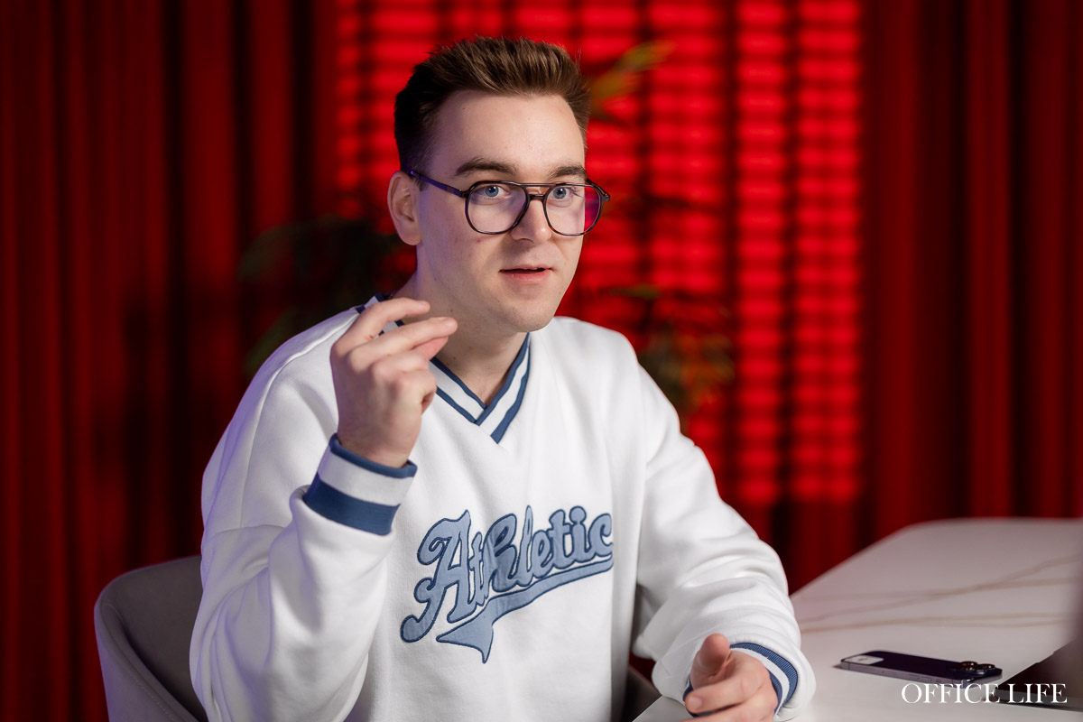 Суворовское училище, съемка свадеб и&nbsp;Мальдивы: как зумеры строят карьеры