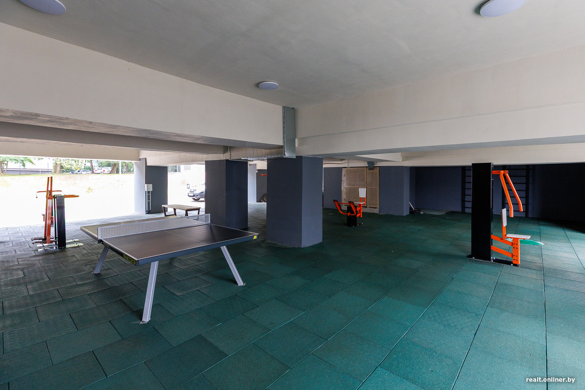 В Минске завершилась реконструкция старейшей школы города. Как она выглядит