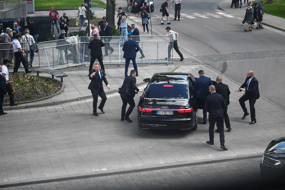 На премьера Словакии совершено покушение. Что известно на этот момент