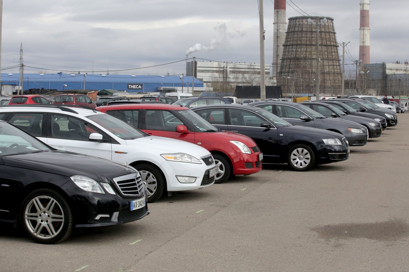 В Литве упростили порядок продажи автомобилей иностранцам
