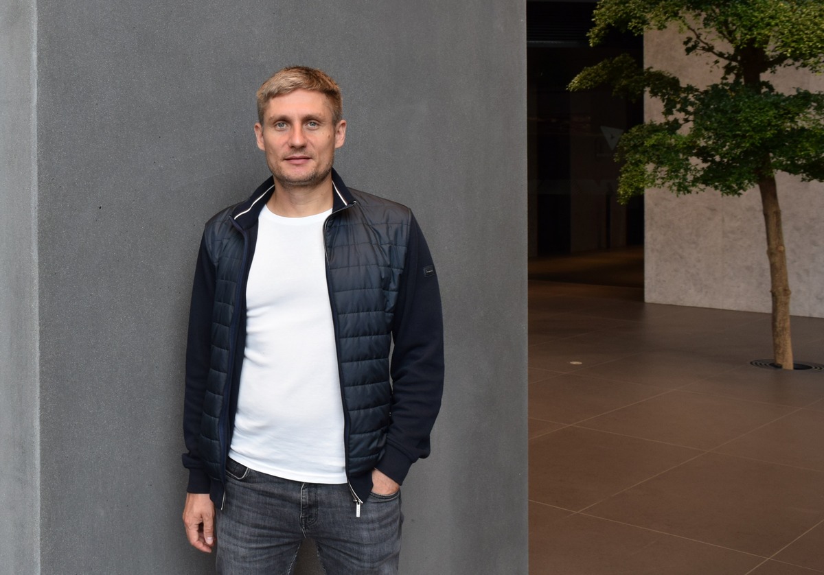 Этим переводчиком пользуется Rolls Royce. Как айтишник из Новополоцка конкурирует с Google