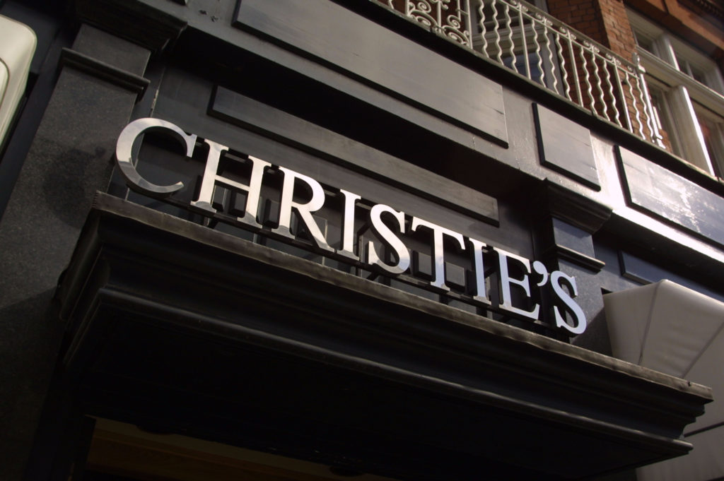 Аукцион Christie’s запустил отдел для торгов предметами уличной моды