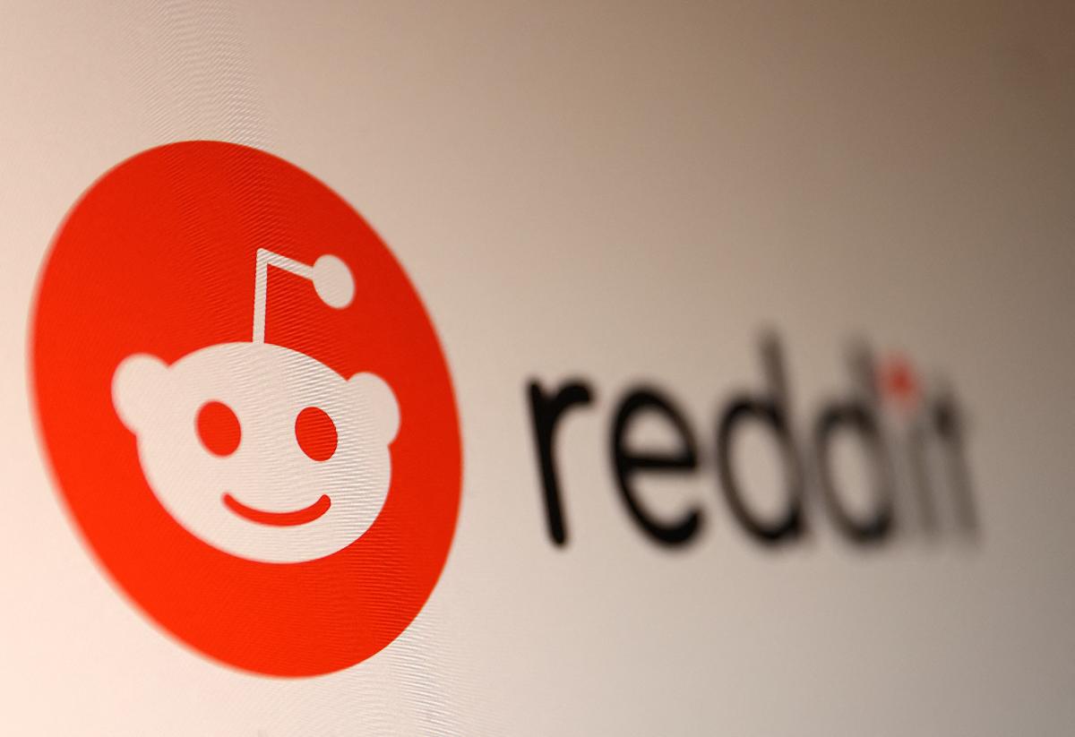 Соцсеть Reddit выходит на IPO