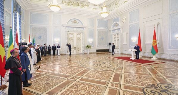 Итоги недели в цитатах из фильмов Брайана Де Пальмы