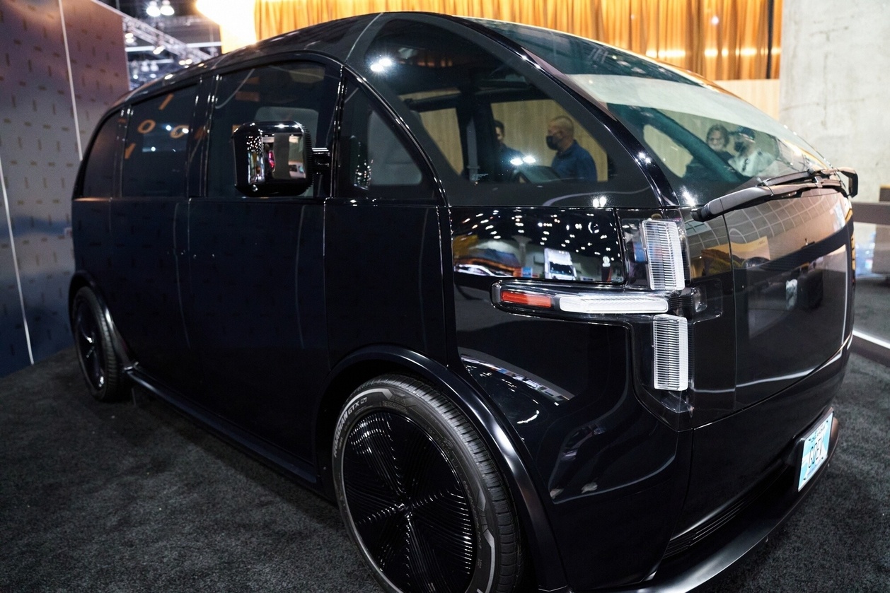 Bloomberg: беспилотный автомобиль от Apple появится не раньше 2026 года