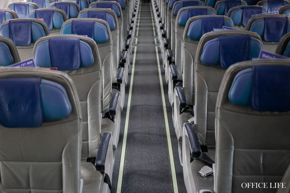 «Это&nbsp;же просто работа». Поговорили с&nbsp;пилотом Belavia, который вывозил белорусов с&nbsp;Ближнего Востока