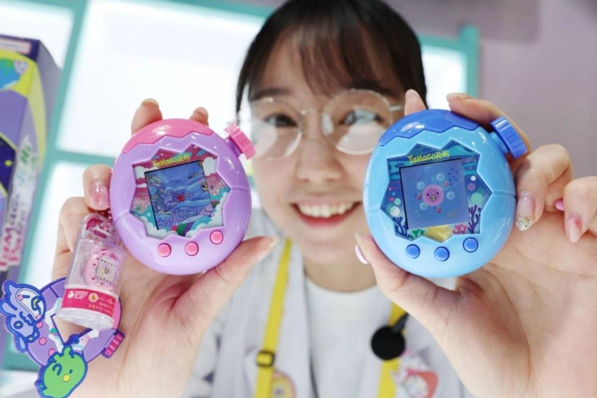 Мода на ностальгию. Продажи тамагочи в мире превысили 100 млн