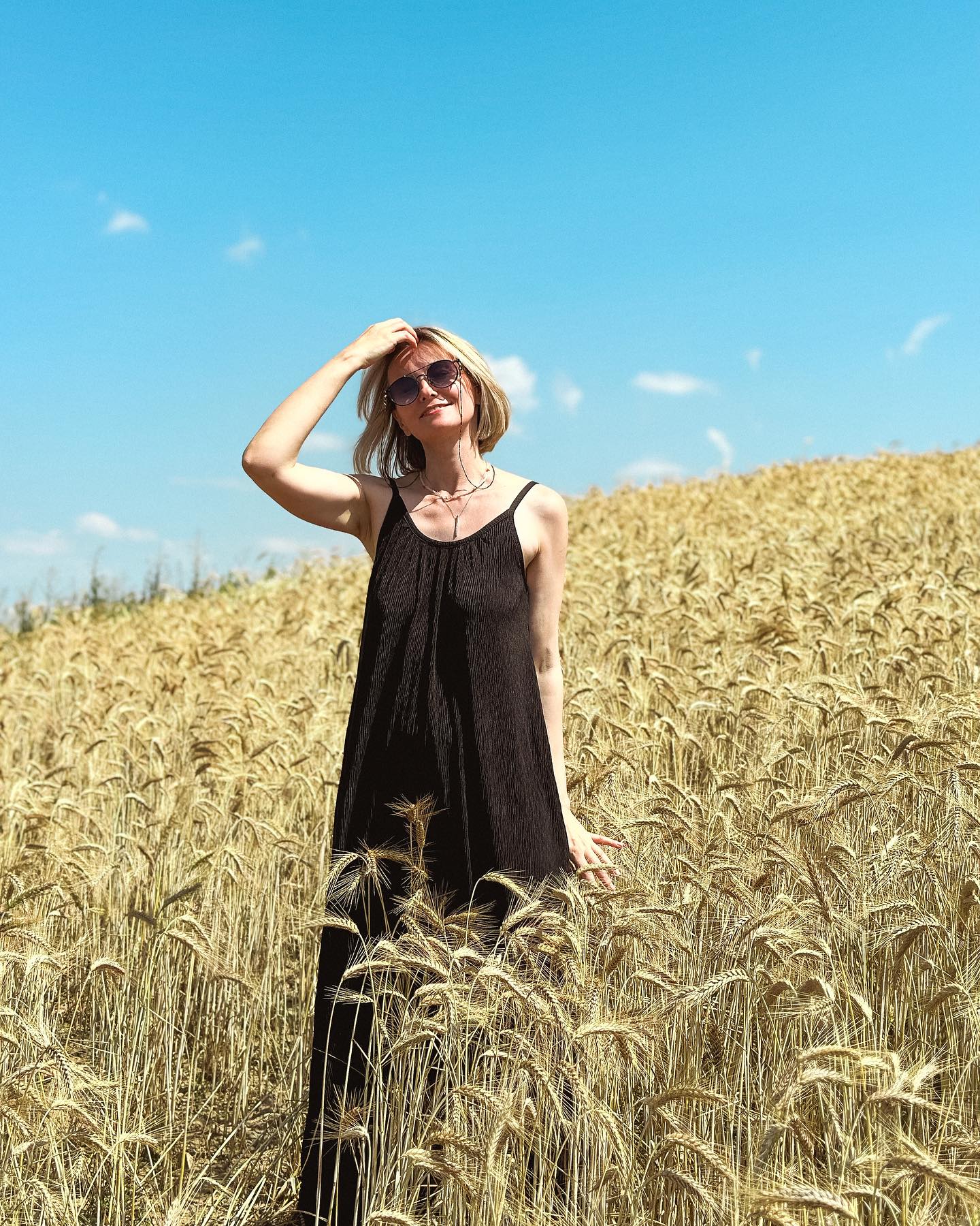 «Несмотря на все такое, ничего еще не все». Как создательница бренда Taka Zaka Angels растит четверых детей и строит дом