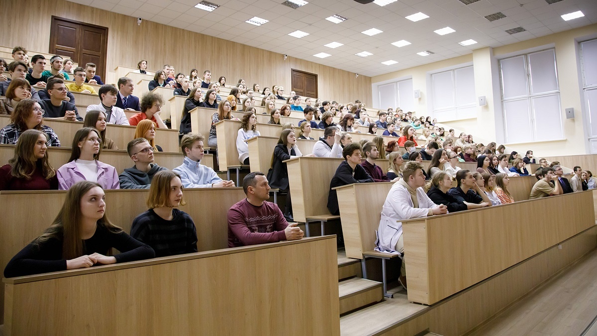 В Беларуси хотят ввести обязательную отработку для студентов-платников