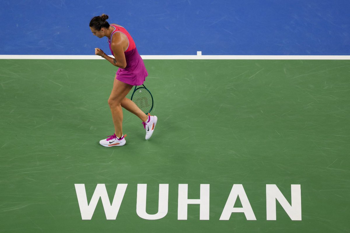 Соболенко в Ухане и «бросок отчаяния» в баскетболе: за каким спортом следить в октябре