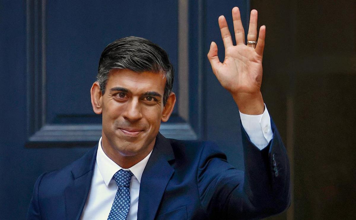 Бывший британский премьер Риши Сунак будет работать в Microsoft 