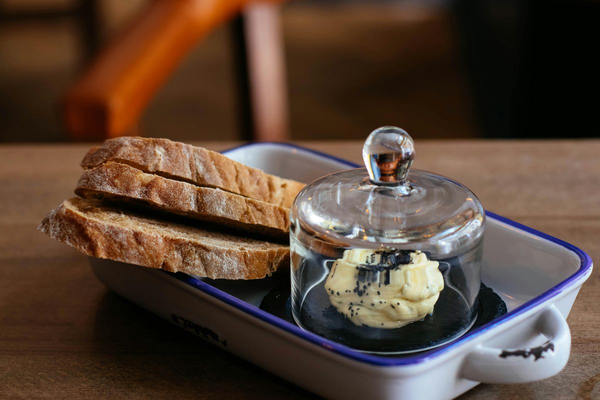 Беларусь повысила минимальные экспортные цены на сливочное масло для России