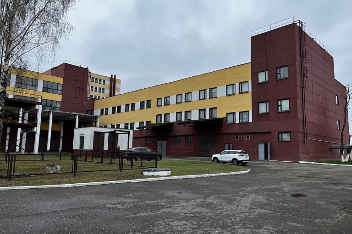 На аукционе продают бывшие корпуса обувной фабрики в Барановичах