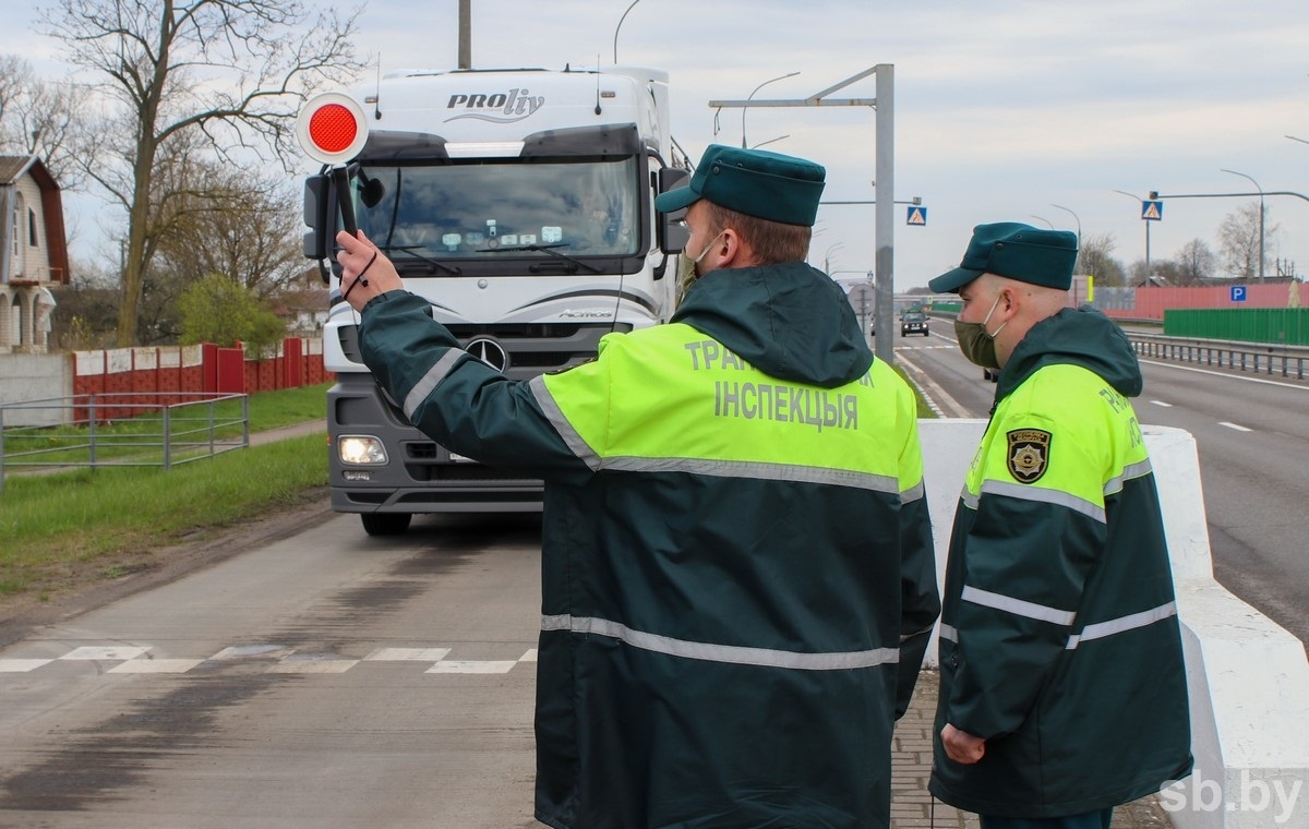 В Беларуси за нарушения у перевозчиков будут изымать разрешения на поездки