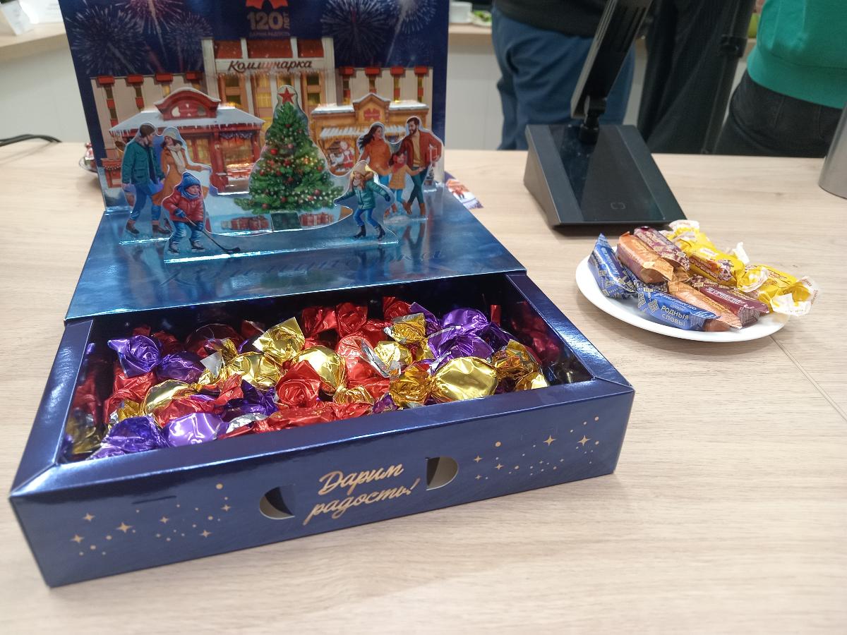 Согревающий зефир и «конь в пальто». Чем хотят удивить производители сладостей к Новому году