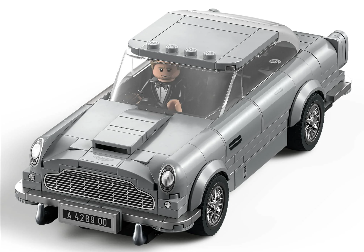 LEGO представила автомобиль Бонда в натуральную величину из 358 тыс. деталей