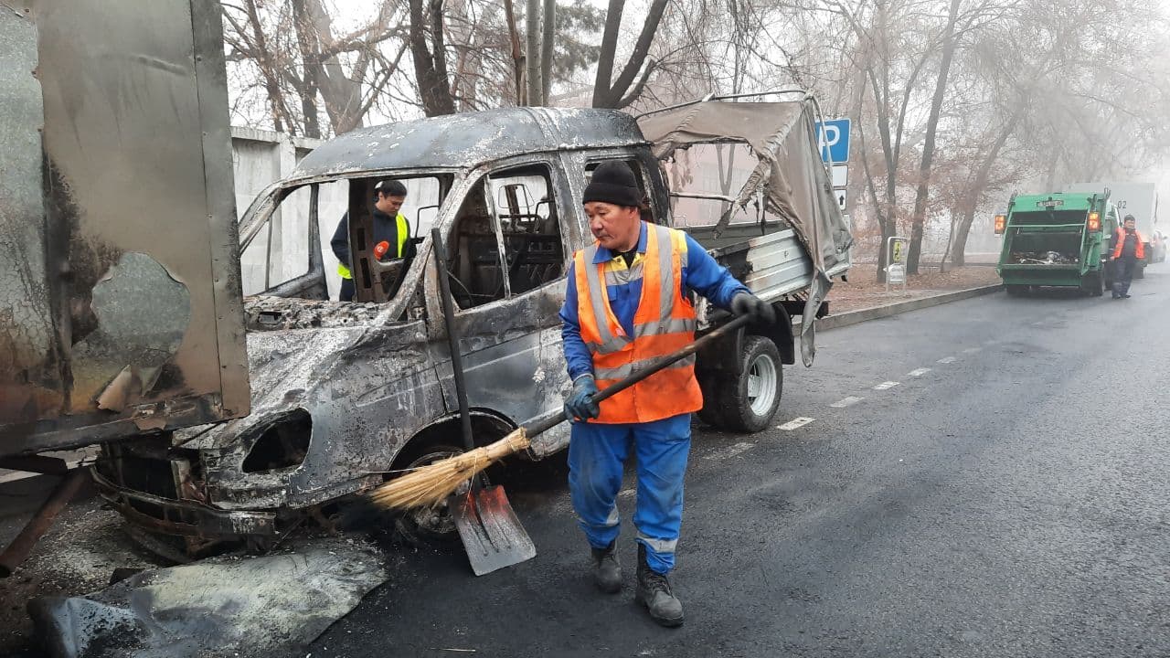 Правительство Казахстана ушло в отставку на фоне протестов