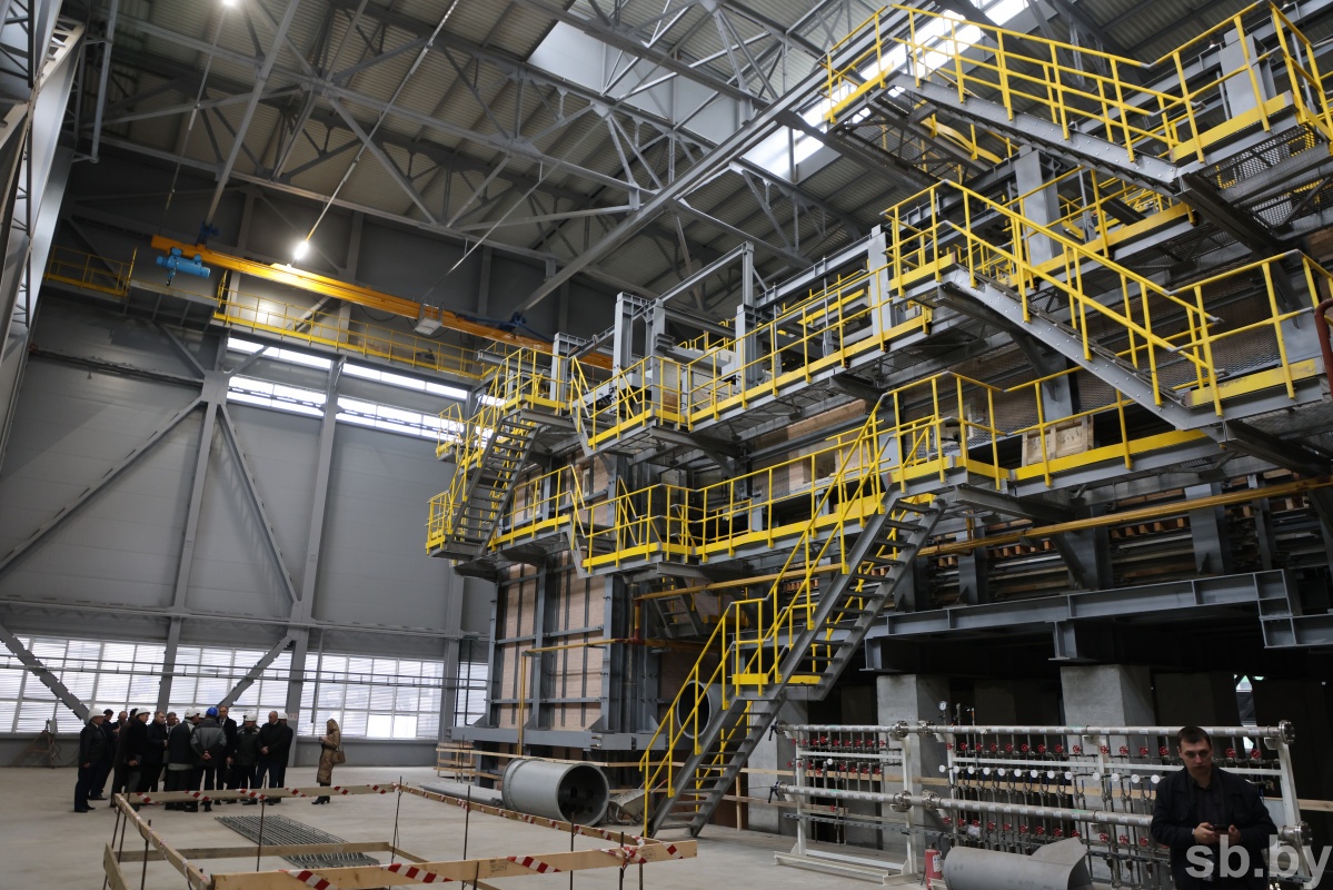 Строительство нового цеха Гродненского стеклозавода продлено до 2025 года