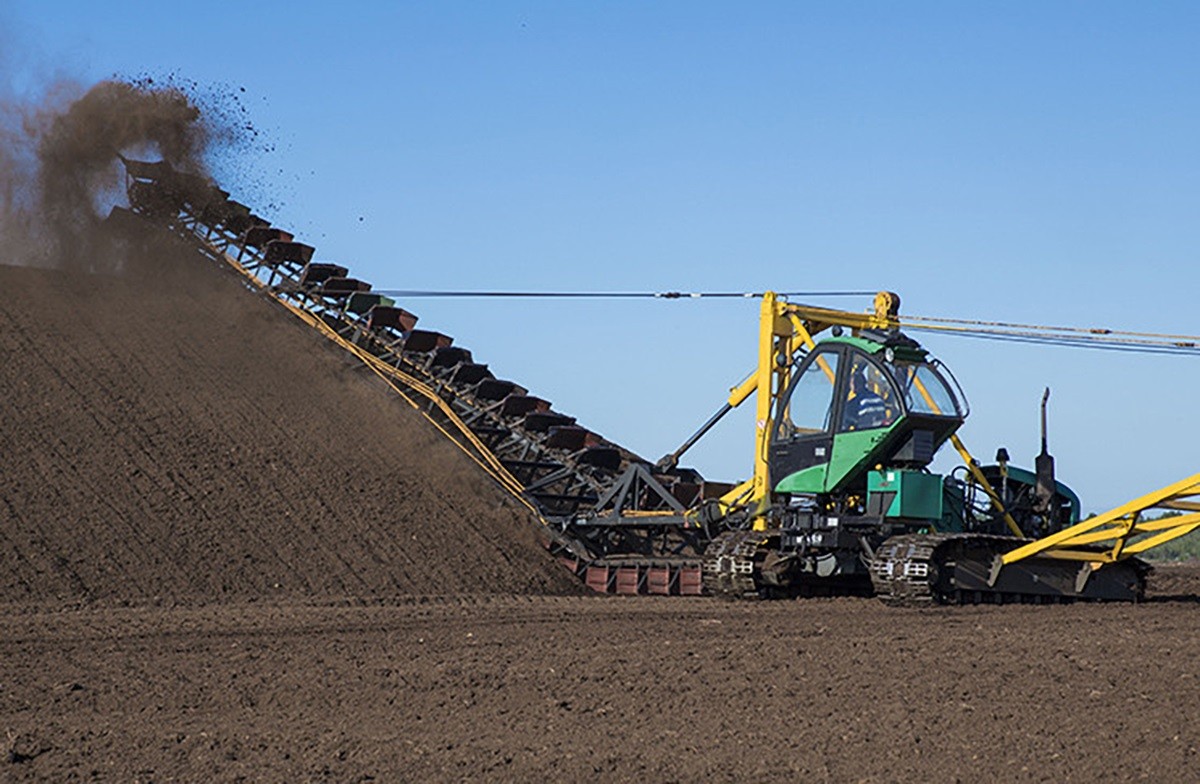 В Беларуси упростили экологические требования при добыче торфа