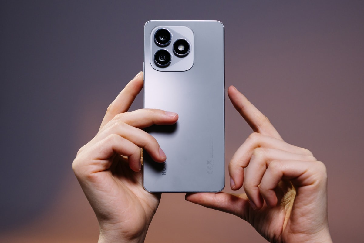 Элегантный, надёжный, стойкий: обзор смартфона HONOR X8d