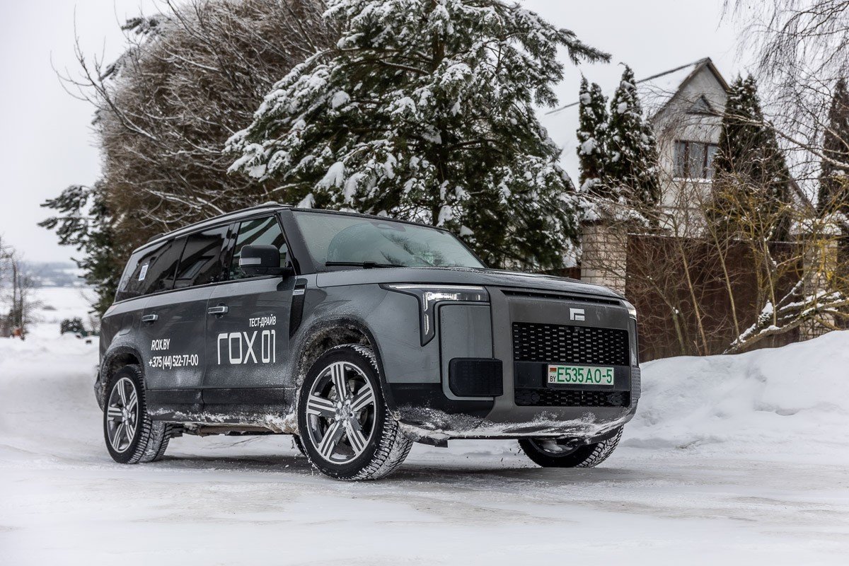 Внедорожник, который нас удивил. Устроили тест-драйв премиального ROX 01 среди сугробов