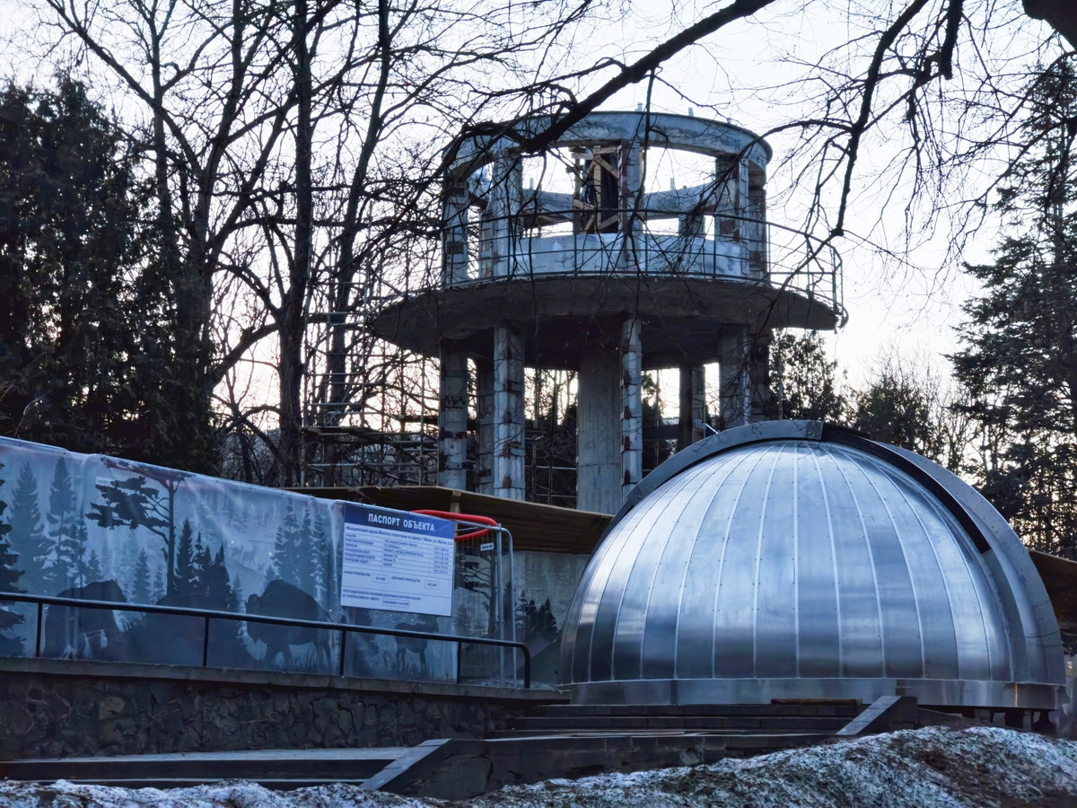 В Минском планетарии начали сборку нового купола обсерватории: как продвигается реконструкция