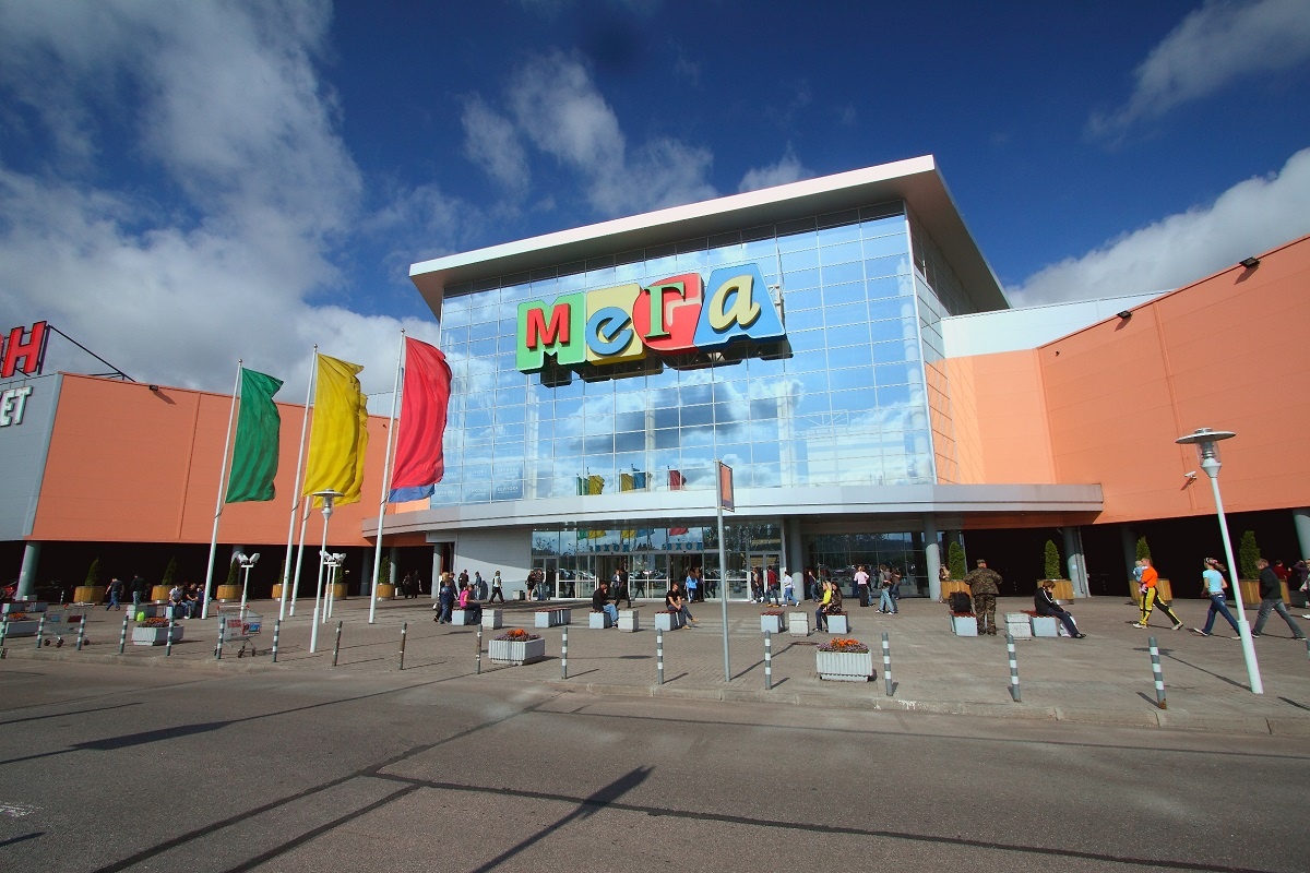 Газпромбанк хочет купить сеть торговых центров «Мега» у владельца IKEA