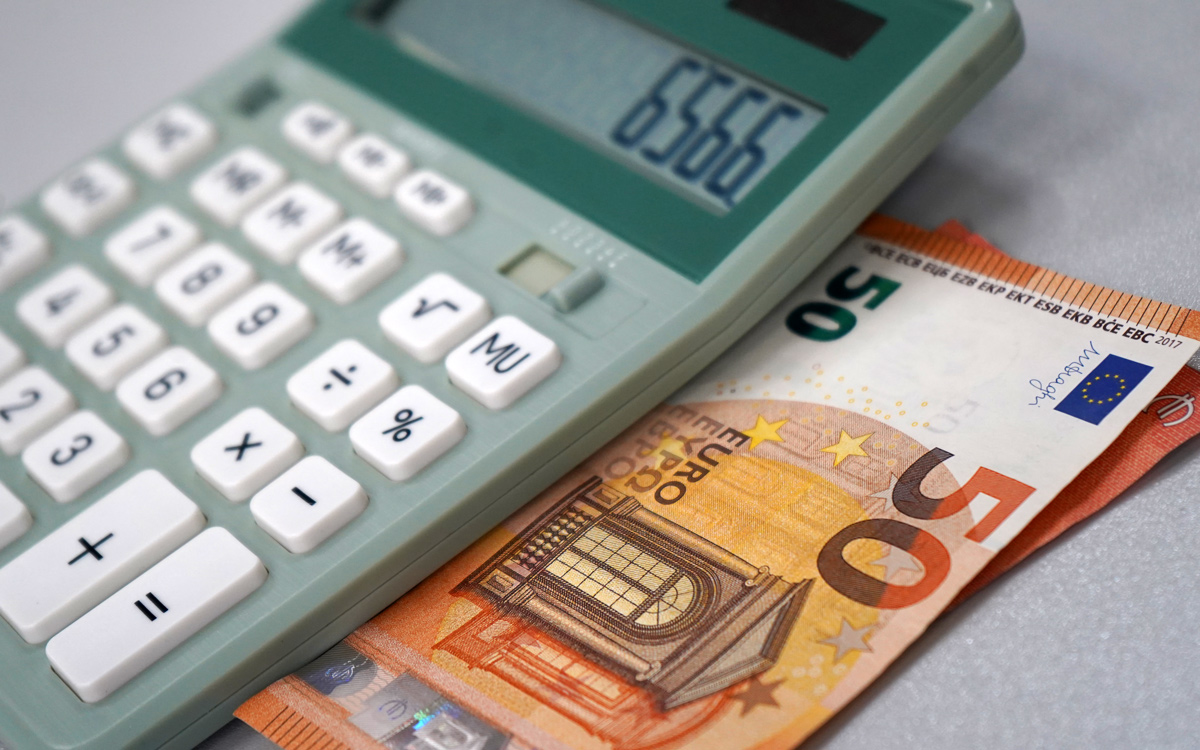 Экспорт товаров из Беларуси в Латвию с начала года упал более чем вдвое