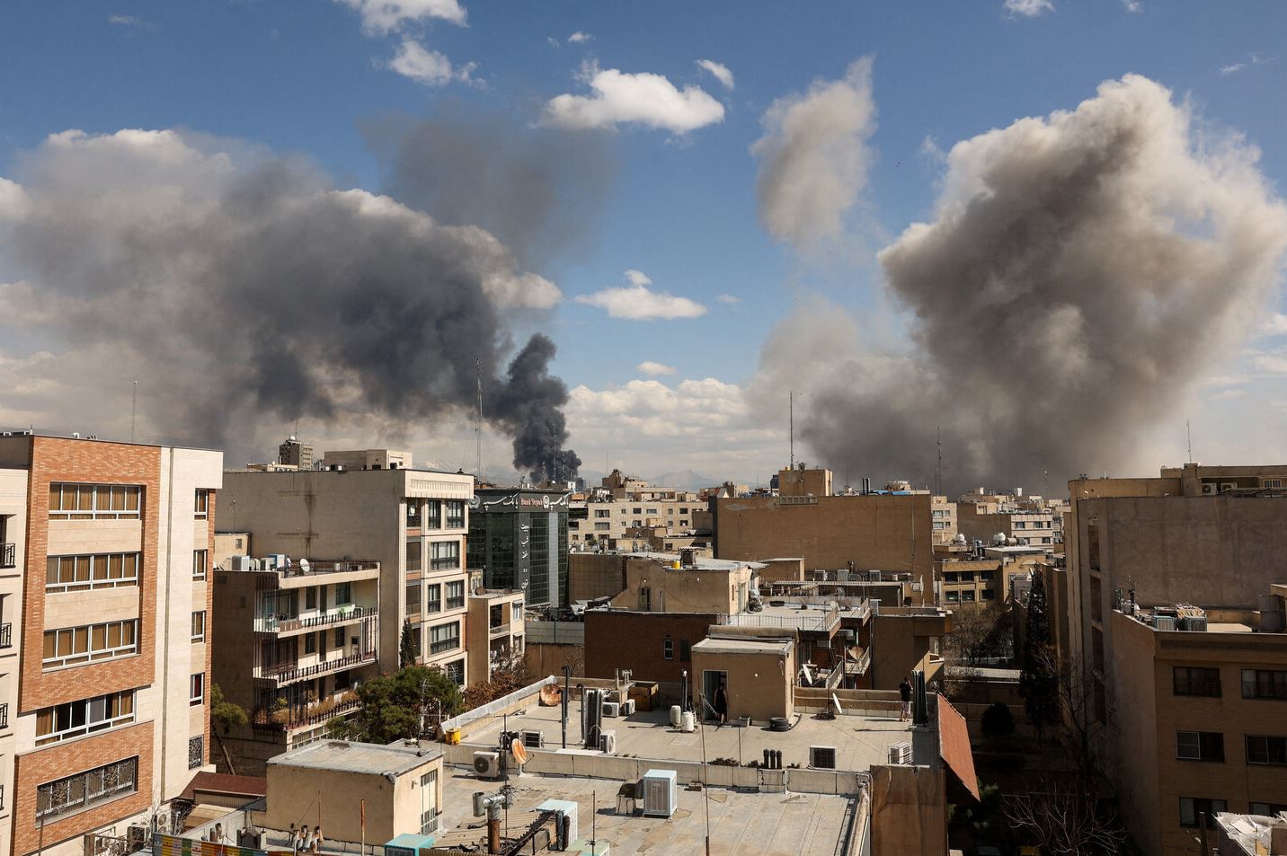 Рост цен на нефть и газ и атака на дата центр Amazon. Что происходит 2 марта из-за кризиса на Ближнем Востоке