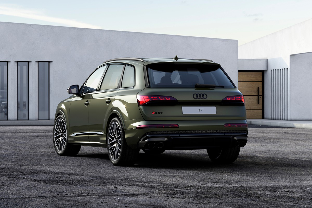Условия решают. Флагманы Audi Q7&nbsp;и&nbsp;Q8&nbsp;в лизинг под 0,001% без переплат
