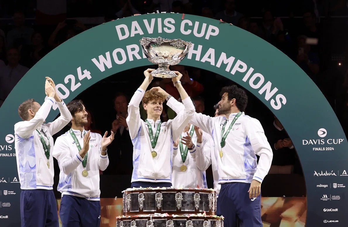 Куда дойдет минское «Динамо» и борьба лучших теннисистов — за каким спортом следить в ноябре