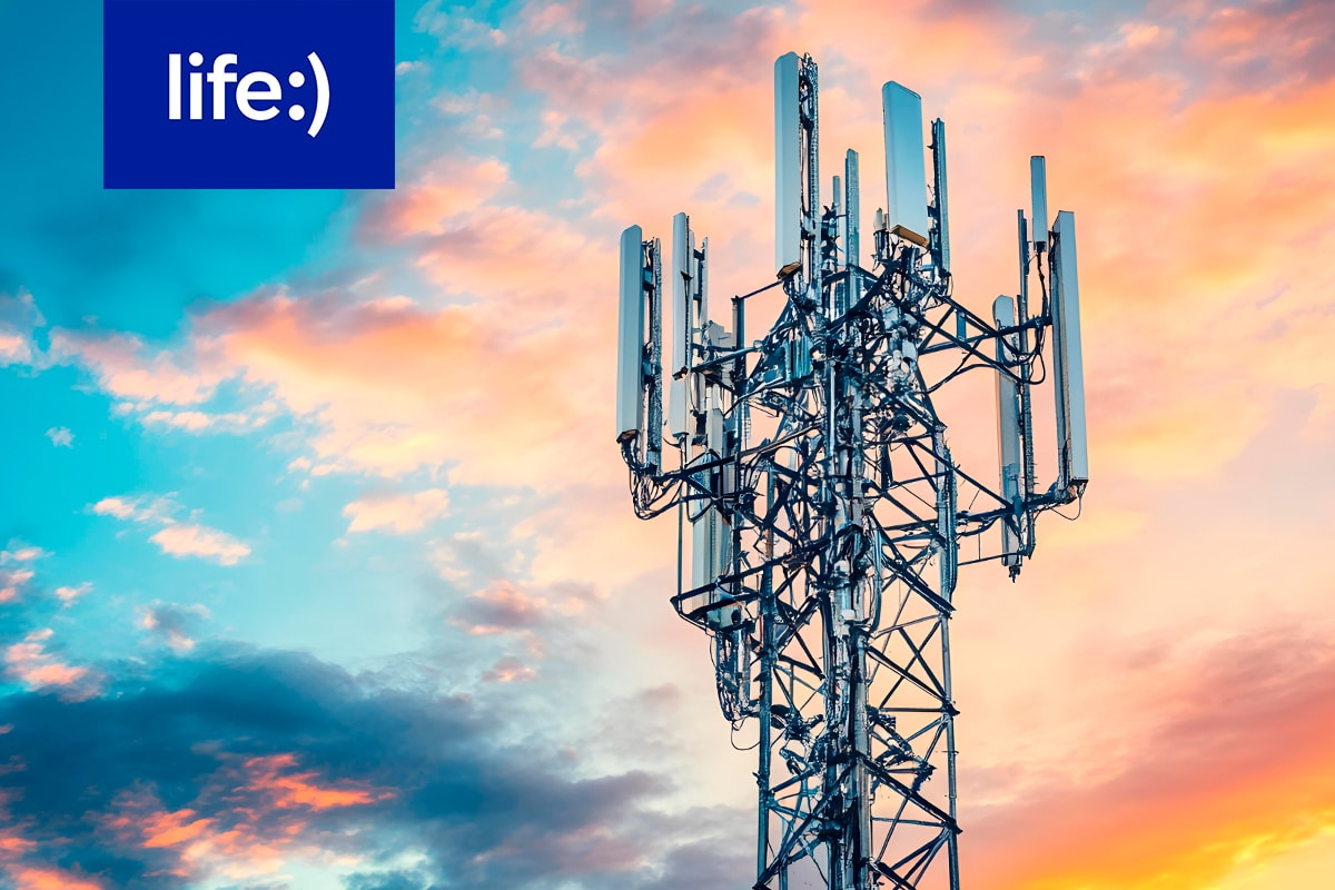 life:) улучшил работу более 2 тысяч базовых станций по всей стране