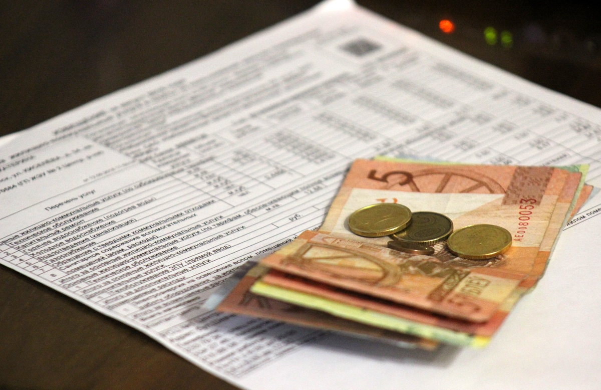 Коммуналка для «тунеядцев», подорожание посылок и долгожданный Хайнань. Что меняется в Беларуси с 1 октября