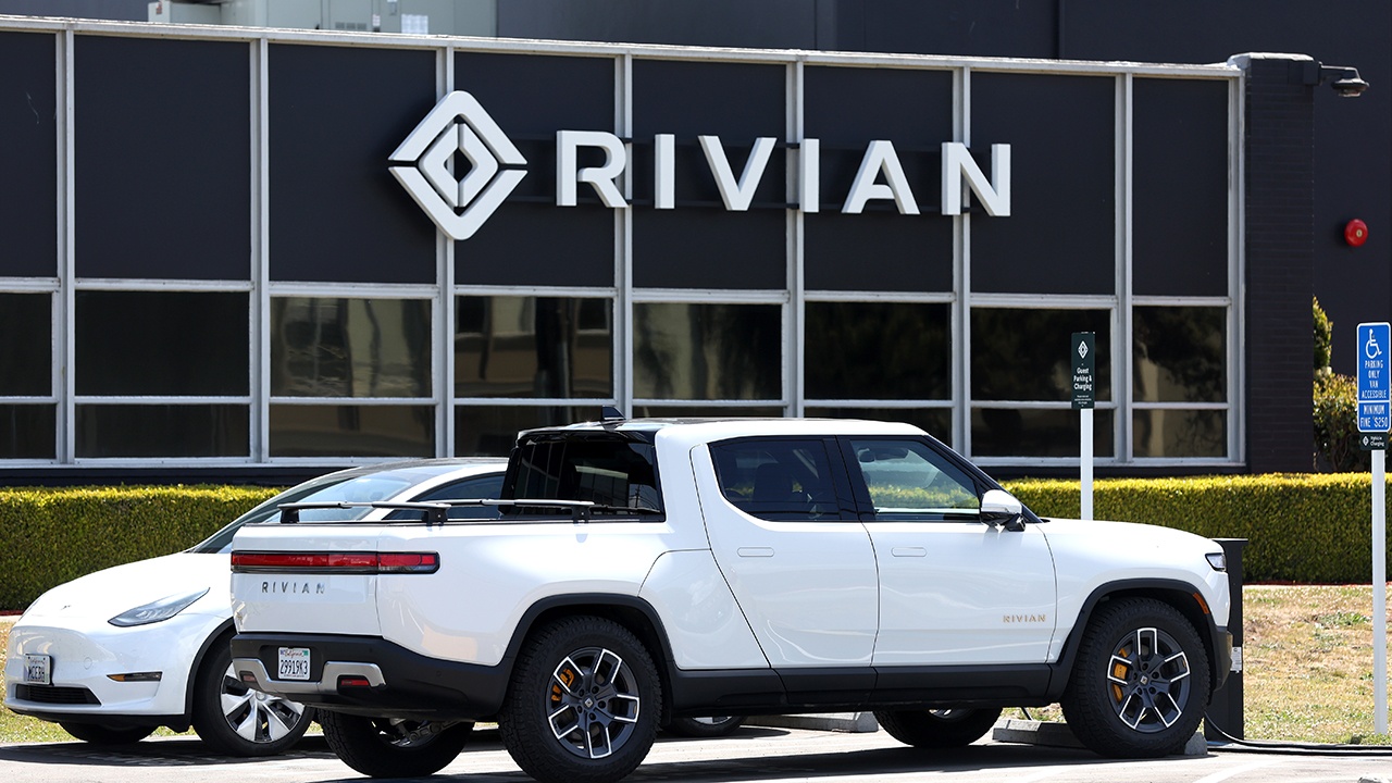 Mercedes-Benz и Rivian будут вместе выпускать электрические микроавтобусы