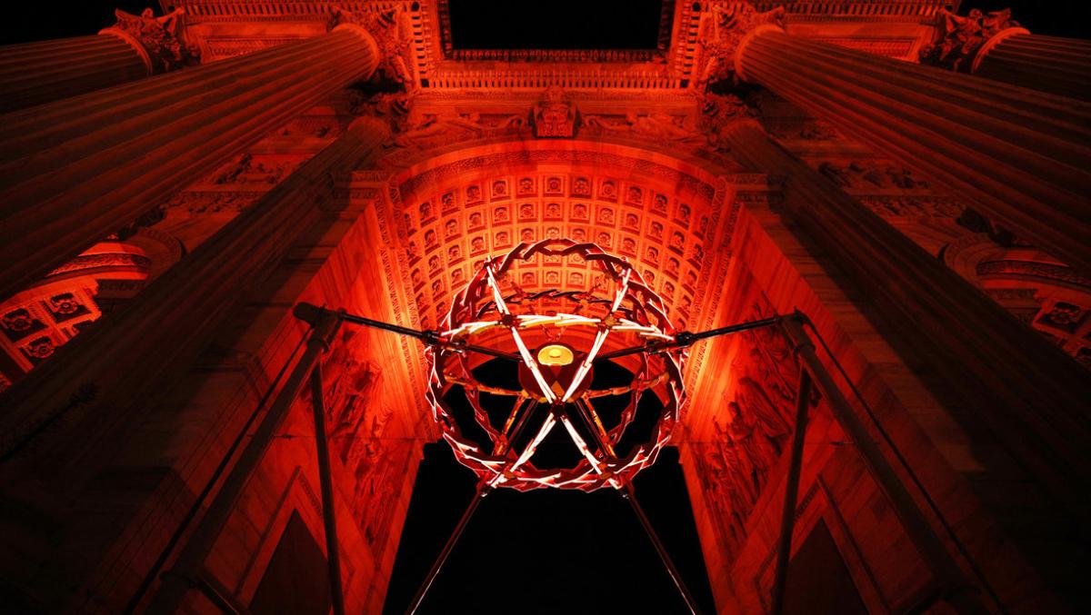 Гимнасты, артисты Ла-скала и головы из папье-маше. В Италии открылась Олимпиада (фото)