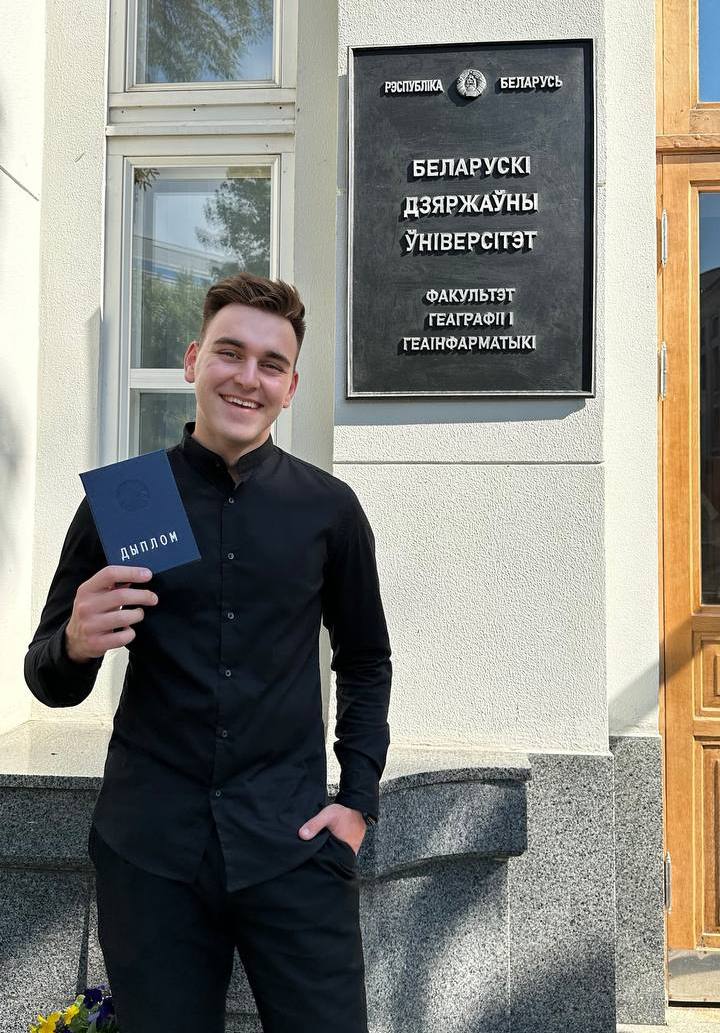 Суворовское училище, съемка свадеб и&nbsp;Мальдивы: как зумеры строят карьеры