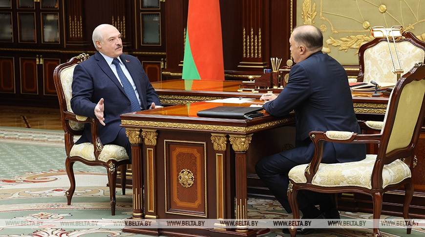 От украинской границы до народного ополчения: у Лукашенко обсудили концепцию нацбезопасности